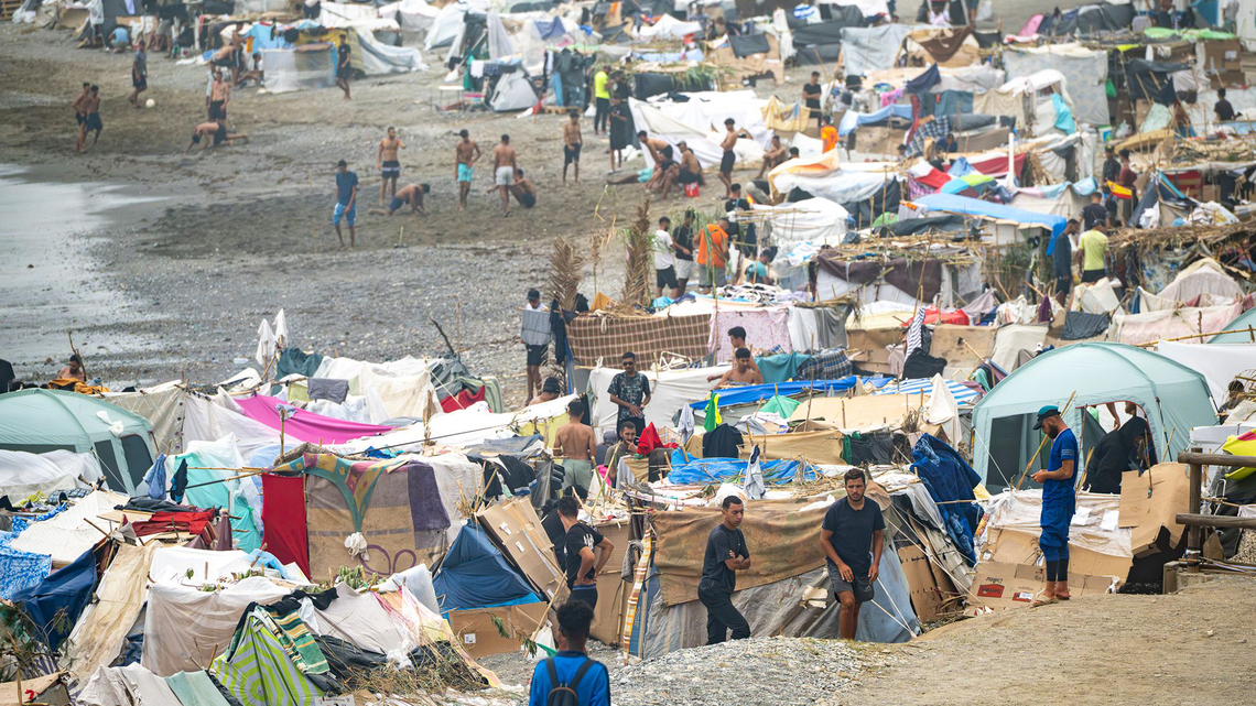 Madrid overrules Ceuta authorities to set up migrant camp at port