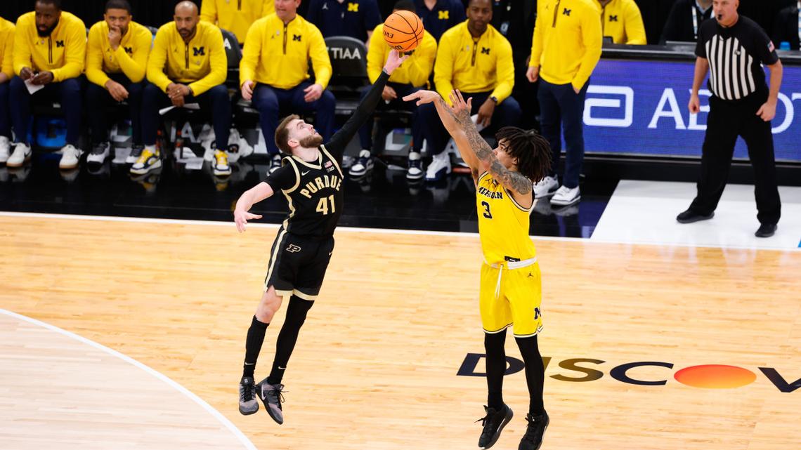 TNT Says Only 7 Teams Can Win The NCAA Tournament 