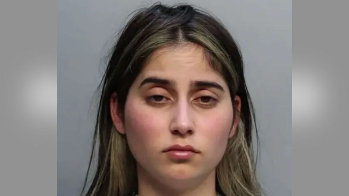 Mom Arrested After Pouring Hot Wax on Daughters, Setting Kitchen on Fire 