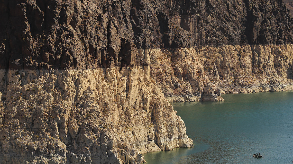 Michael Hiltzik: The Arizona-Nevada-California water war is heating up, and all three states will end up parched 