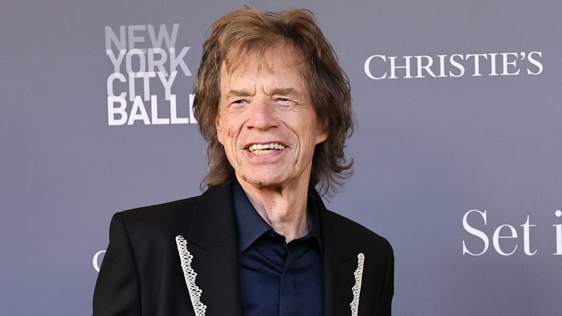 This Pop Rock Song About Mick Jagger Surged to No. 1 - And Still Gets Played Today 