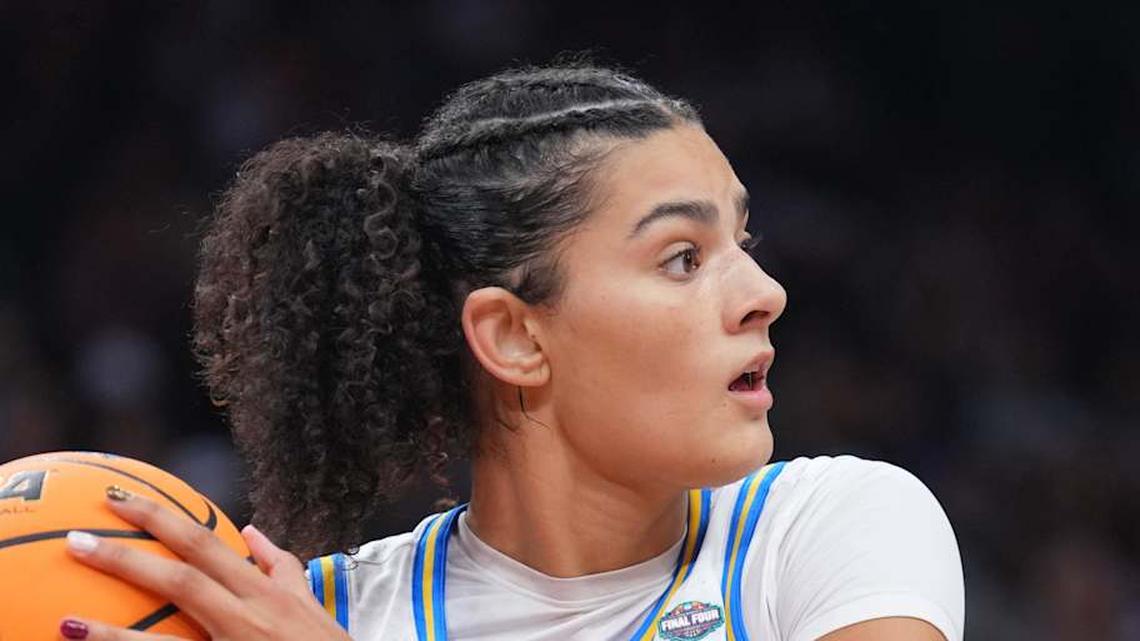 3 Ways UCLA Can Beat South Carolina in Title Match