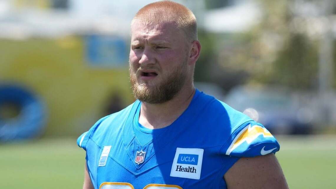 Report: Chargers C Tyler Biadasz (ACL) out indefinitely 