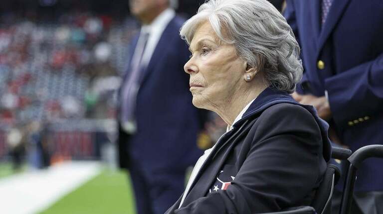 Texans co-founder and senior chair Janice McNair dies at 89 