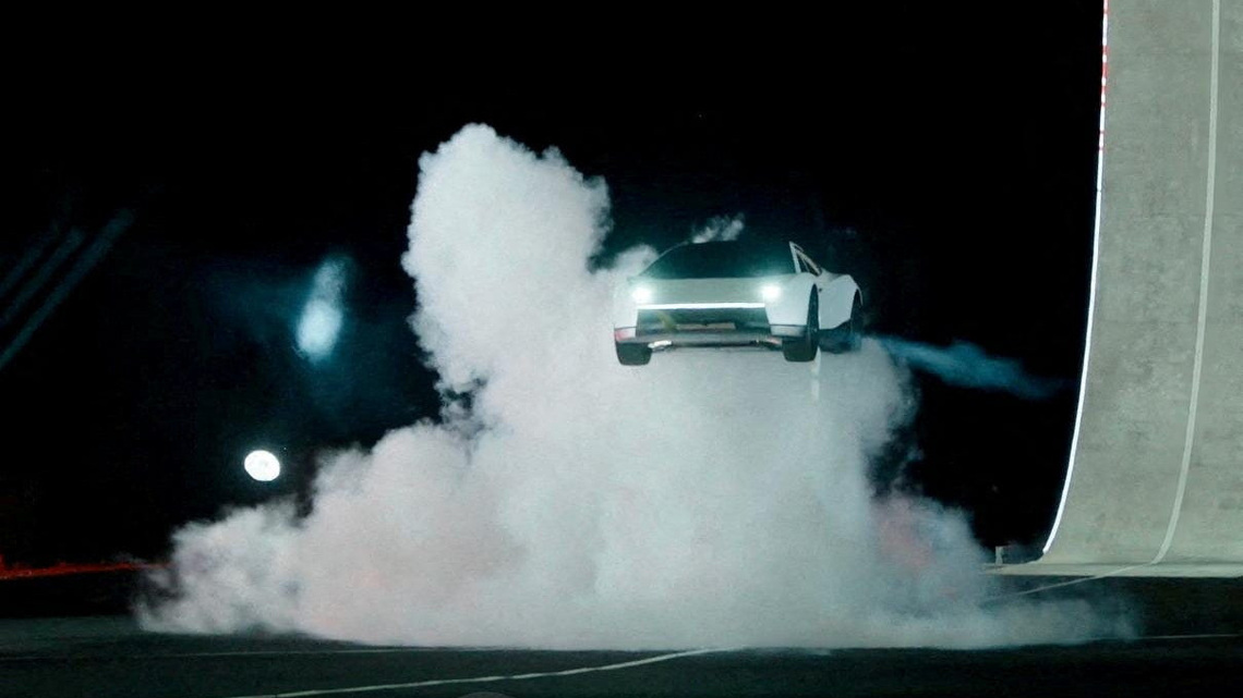 Forget zero to 60. Tesla Roadster flies, flips with SpaceX thrusters 