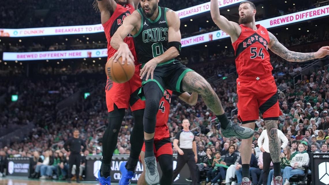 Jaylen Brown, Jayson Tatum guide Celtics to big win over Raptors 