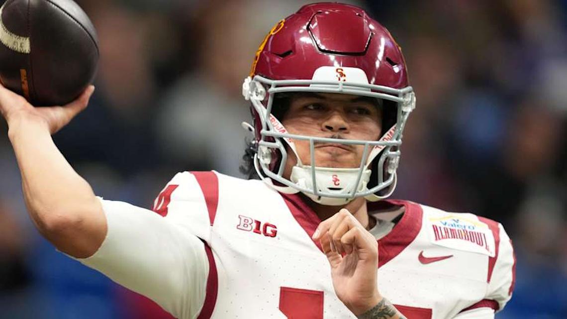  Dec 30, 2025; San Antonio, TX, USA; Southern California Trojans quarterback Jayden Maiava (14) throws the ball against the TCU Horned Frogs in the first half during the Alamo Bowl at Alamodome. Mandatory Credit: Kirby Lee-Imagn Images | Kirby Lee-Imagn Images 