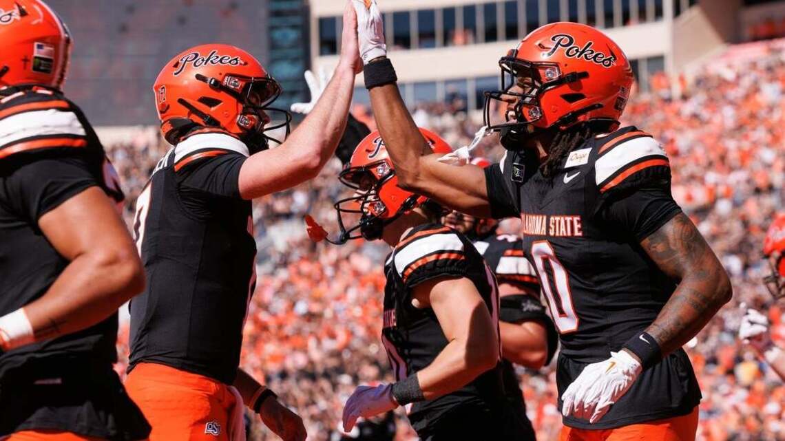 No. 18 Oklahoma State's late defensive stops hold off UCF 