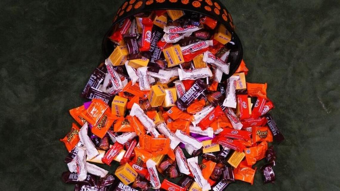 Instacart's Ohio Halloween report: Reese's is No.1, regional candy quirks and the iconic banana costume 