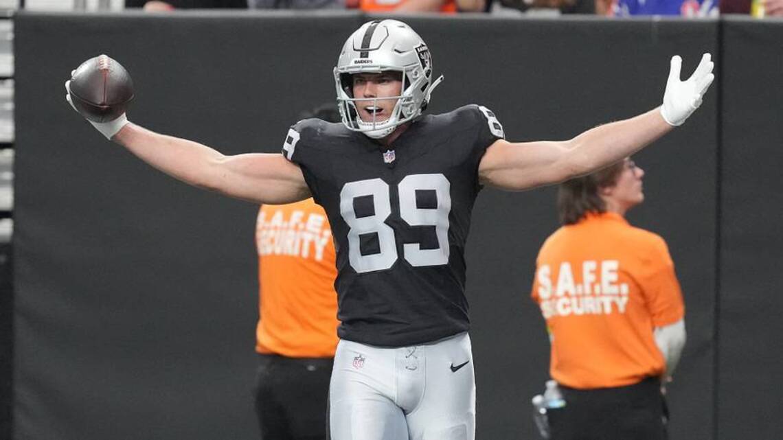 Top Busts To Avoid In Every Round Of Fantasy Football Drafts Based On ADP: Is Brock Bowers Being Overdrafted?