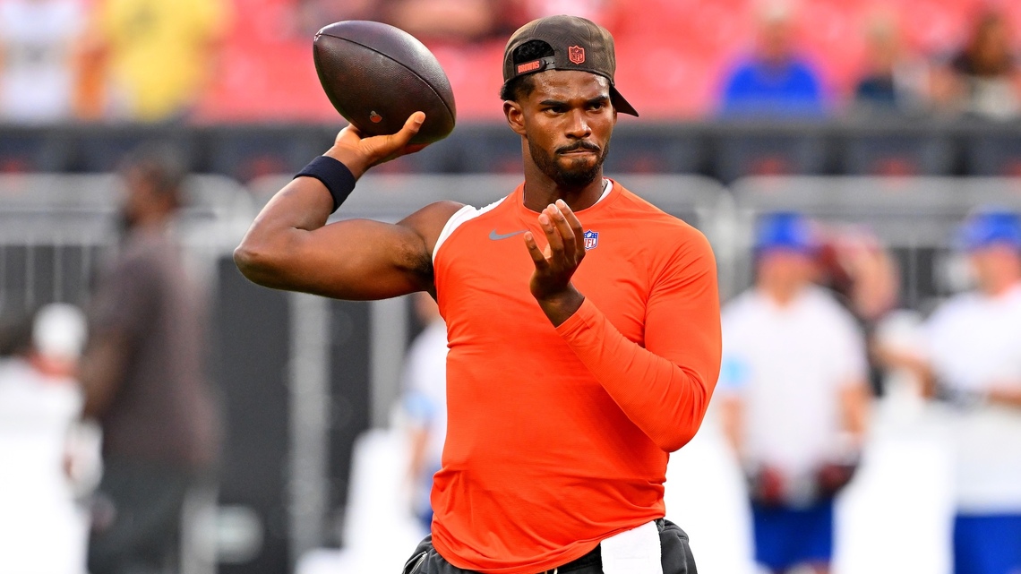 Browns Quarterback Shedeur Sanders Pushes Back Against WAG Culture in NFL 