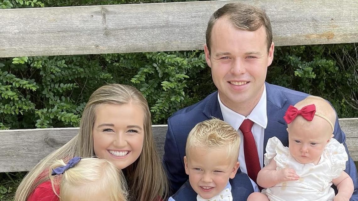 A Guide to Joseph Duggar's Family With Wife Kendra After His Arrest 