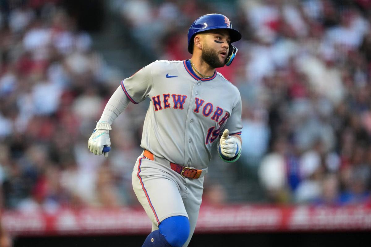  Bo Bichette's stable hard-hit profile suggests patience remains the correct fantasy baseball approach through May. Bo Bichette of the New York Mets.