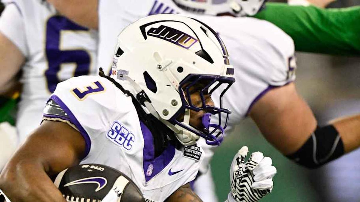  Dec 20, 2025; Eugene, OR, USA; James Madison Dukes running back Wayne Knight (3) rushes during the second quarter against the Oregon Ducks at Autzen Stadium. Mandatory Credit: Troy Wayrynen-Imagn Images | Troy Wayrynen-Imagn Images 