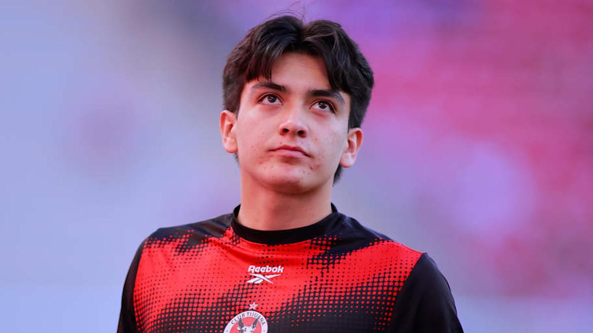  Welcome to the World Cup, Gilberto Mora. | Emiliano Morales/Jam Media/Getty Images 
