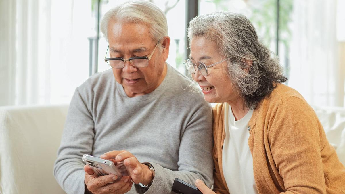  Social Security rules can significantly boost retirement income, helping retirees maximize monthly benefits and avoid costly claiming mistakes. 