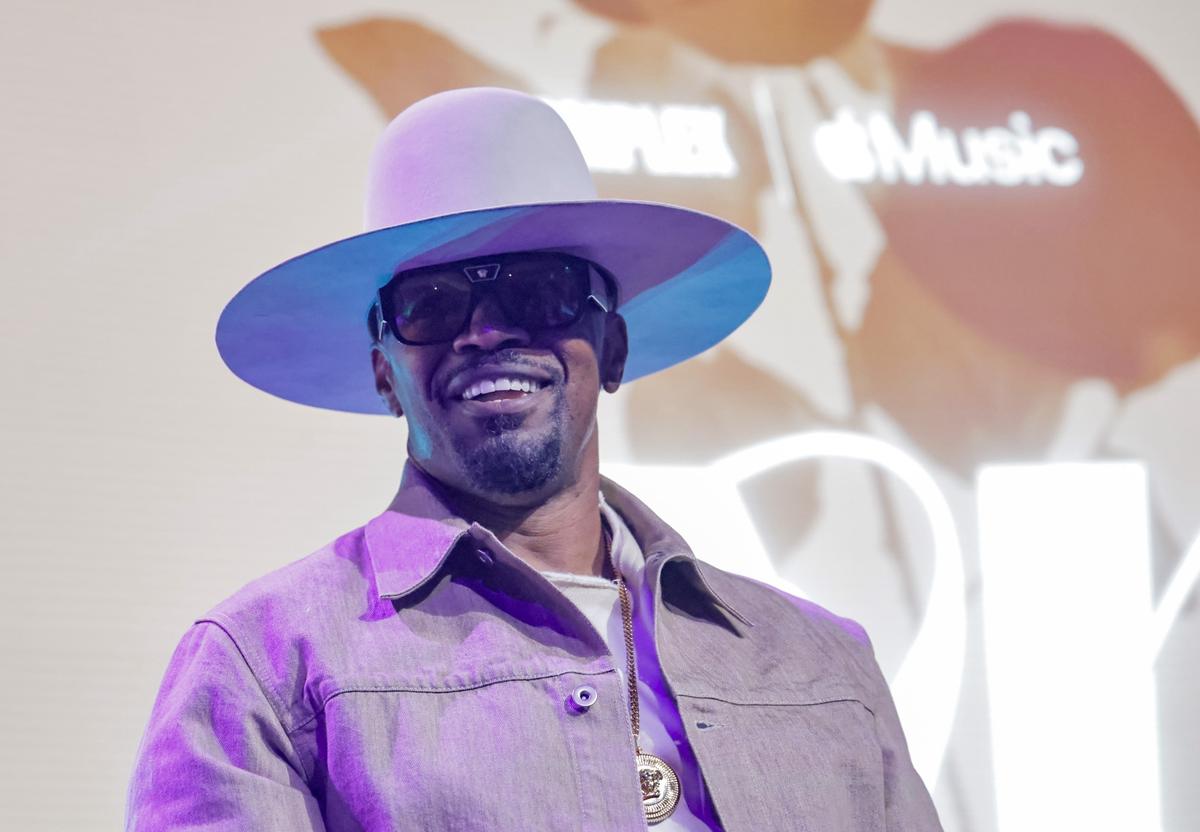 LOS ANGELES, CALIFORNIA - MARCH 26: Jamie Foxx performs onstage at Complex and Apple Music Present VERZUZ: Tank vs.Tyrese at Apple Music Studios on March 26, 2026 in Los Angeles, California. (Photo by Rodin Eckenroth/Getty Images for Complex)