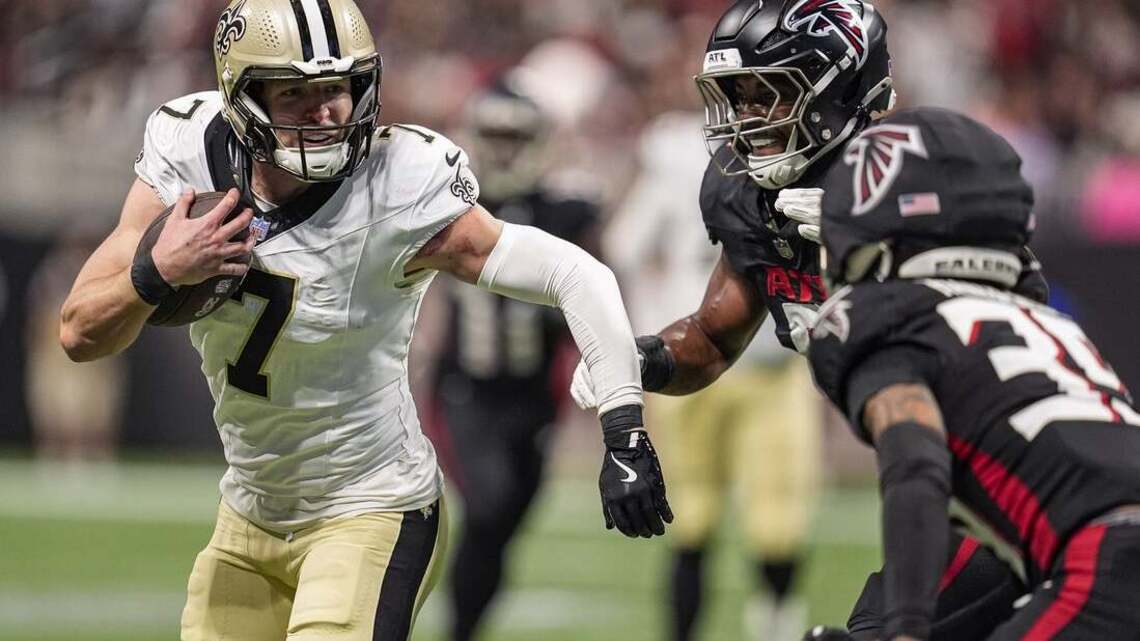 Versatile Taysom Hill could find reunion with Broncos' Sean Payton 