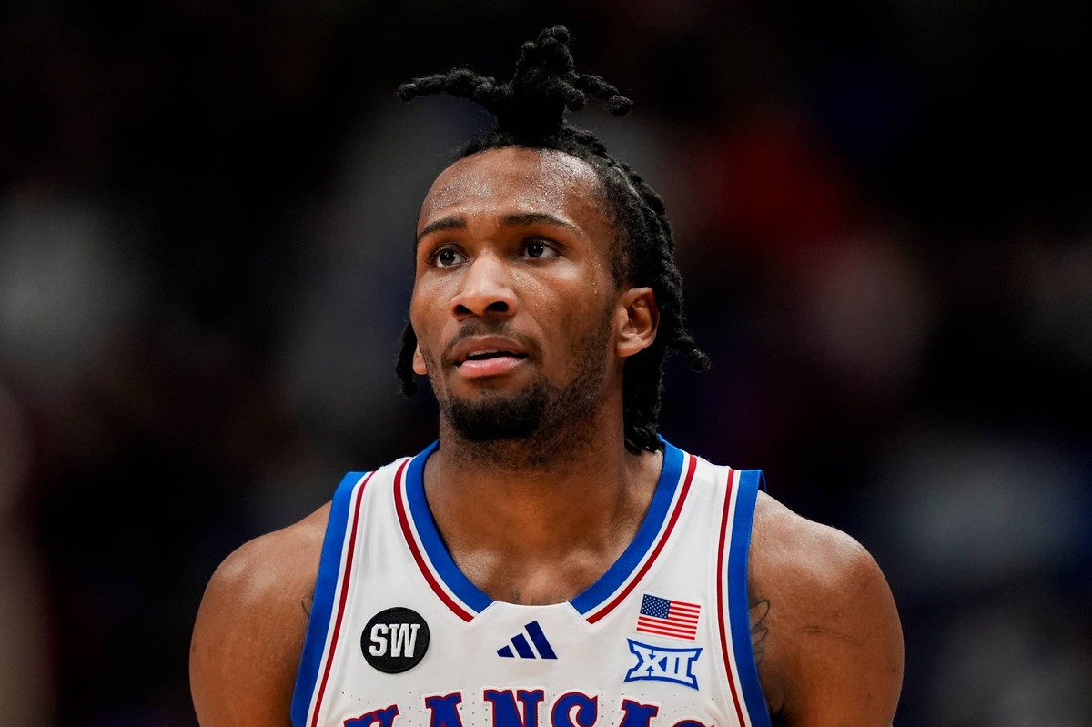  Kansas Jayhawks guard Darryn Peterson (22) reacts after scoring during the first half 
