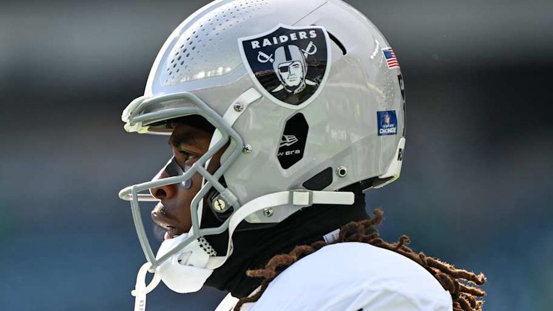  Dec 14, 2025; Philadelphia, Pennsylvania, USA; Las Vegas Raiders wide receiver Dont'E Thornton Jr. (10) looks on before the game against the Philadelphia Eagles at Lincoln Financial Field. Mandatory Credit: Eric Hartline-Imagn Images | Eric Hartline-Imagn Images 