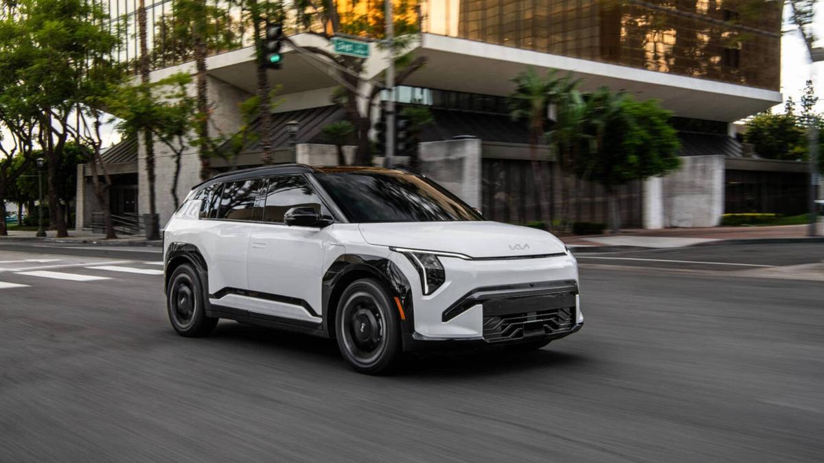  2027 Kia EV3 Kia