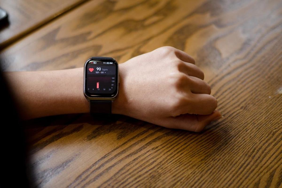  This wristband is not the one used in the study. (Photo by ahmed akeri via Pexels) 