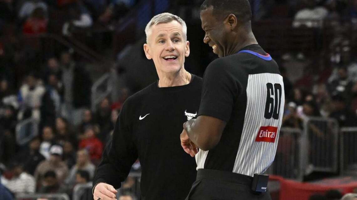 Report: Billy Donovan joining Spurs as lead assistant coach 