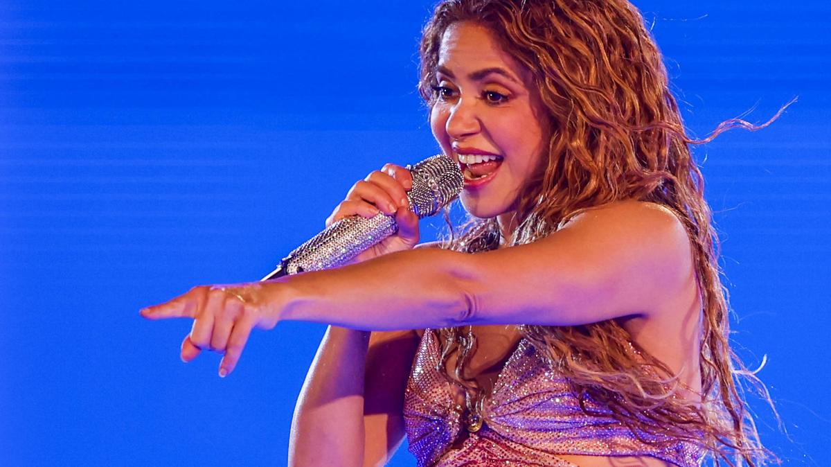 Shakira performs during her Las Mujeres Ya No Lloran World Tour at the Oracle Park in San Francisco, Calif., on Monday, June 30, 2025. (Ray Chavez/Bay Area News Group)