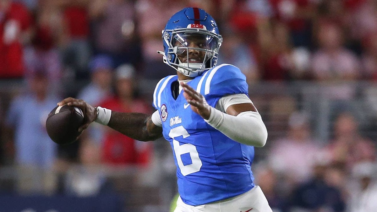 College Football Predictions: Expert Picks for Every Game in Week 8