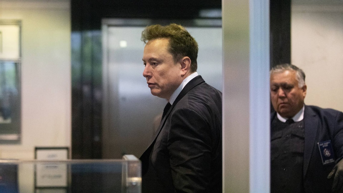 Billionaire investor spots hidden risk in SpaceX