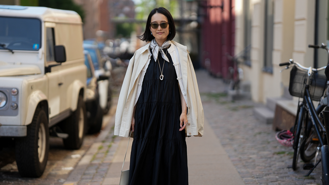 Reviewers Say These Loose, Rich-Looking Fall Dresses Are Mega Flattering 