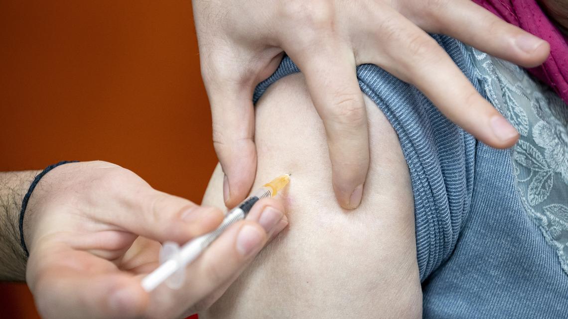 What should you know about the COVID cicada variant? 