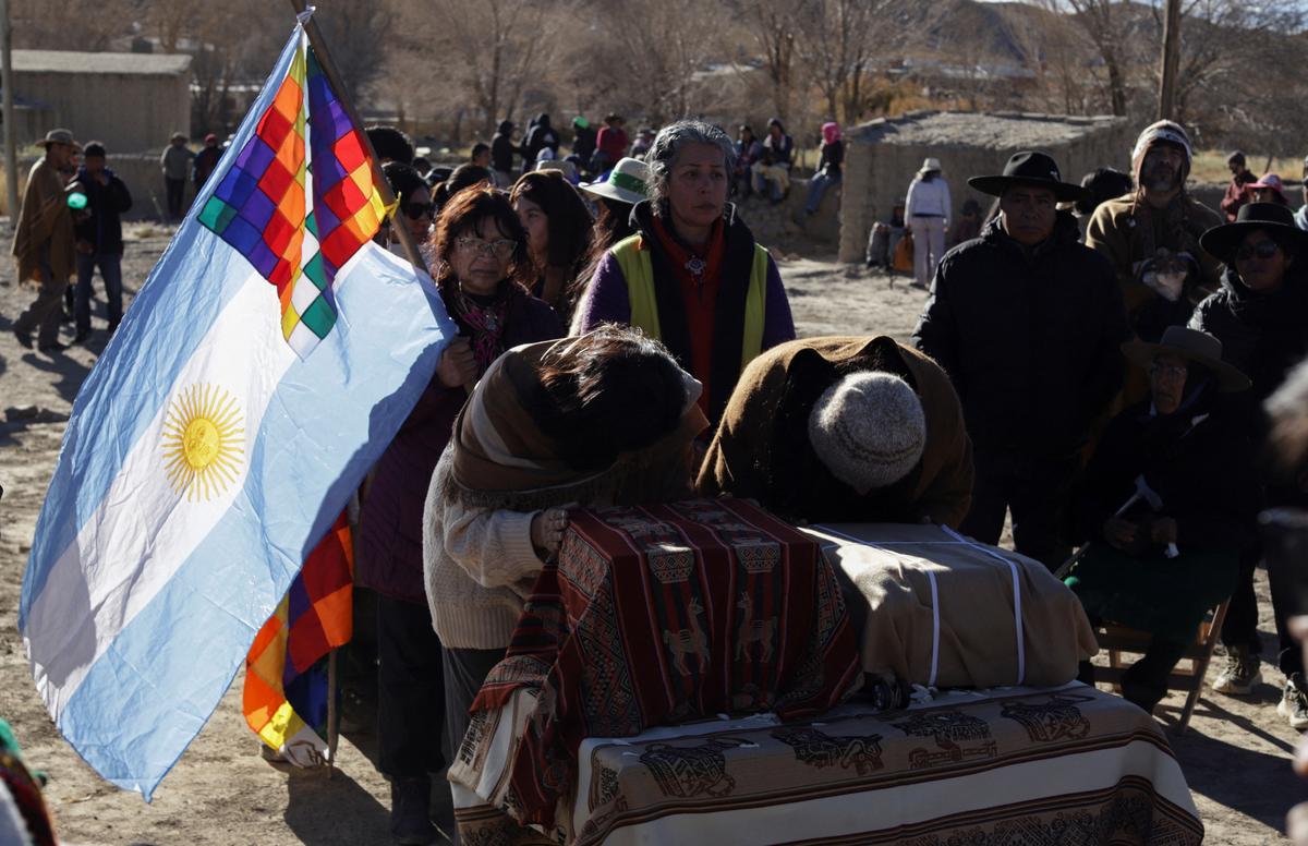 People participate in a ceremony following the return of the so-called “Child of Chani,” an Inca-era child mummy found frozen in 1905 at nearly 5,900 meters on a mountain, after being returned to a local indigenous community following about 120 years in a Buenos Aires museum, El Moreno, in Jujuy province, Argentina May 28, 2026. REUTERS/Gianni Bulacio