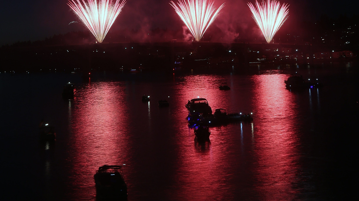 Where to watch fireworks and live music on Fourth of July in Seattle 