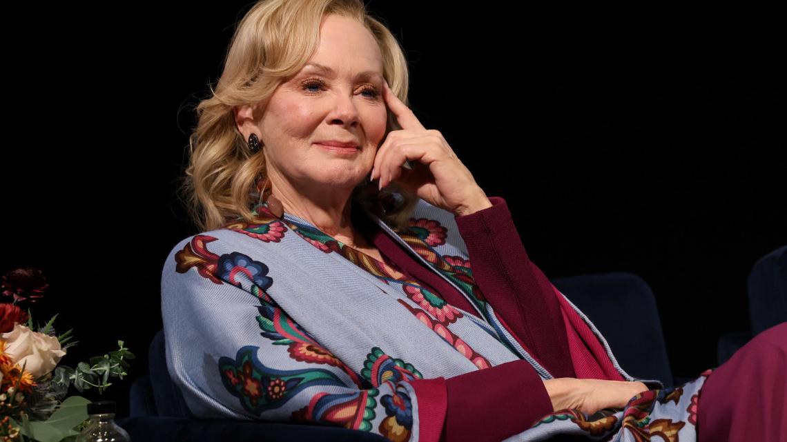 ‘Hacks' Queen Jean Smart, 74, and Her Boyfriend Are the Most Romantic Couple on the Red Carpet 