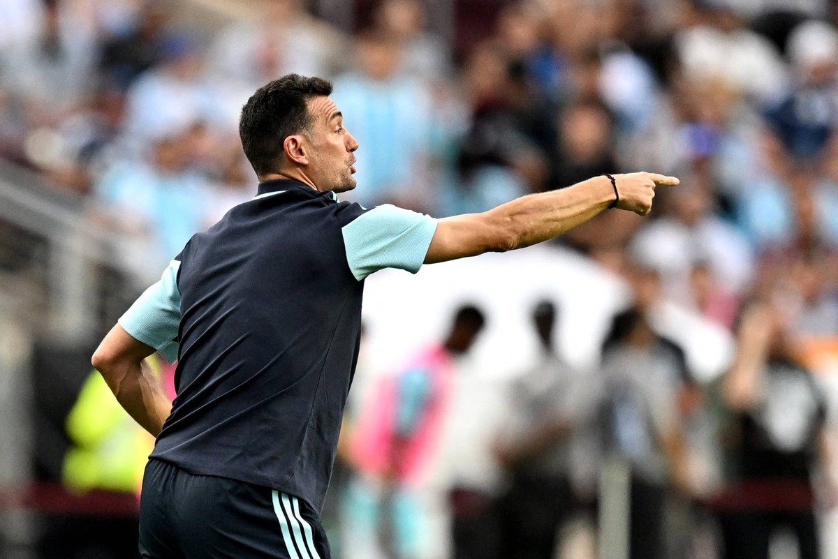  Argentina coach Lionel Scaloni. Maria Lysaker-Imagn Images