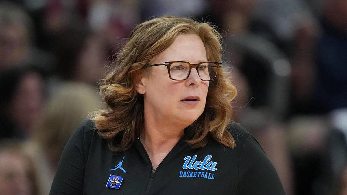  Apr 3, 2026; Phoenix, AZ, USA; UCLA Bruins head coach Cori Close reacts during the second half of a semifinal of the Final Four of the women's 2026 NCAA Tournament against the Texas Longhorns at Mortgage Matchup Center. Mandatory Credit: Kirby Lee-Imagn Images | Kirby Lee-Imagn Images 