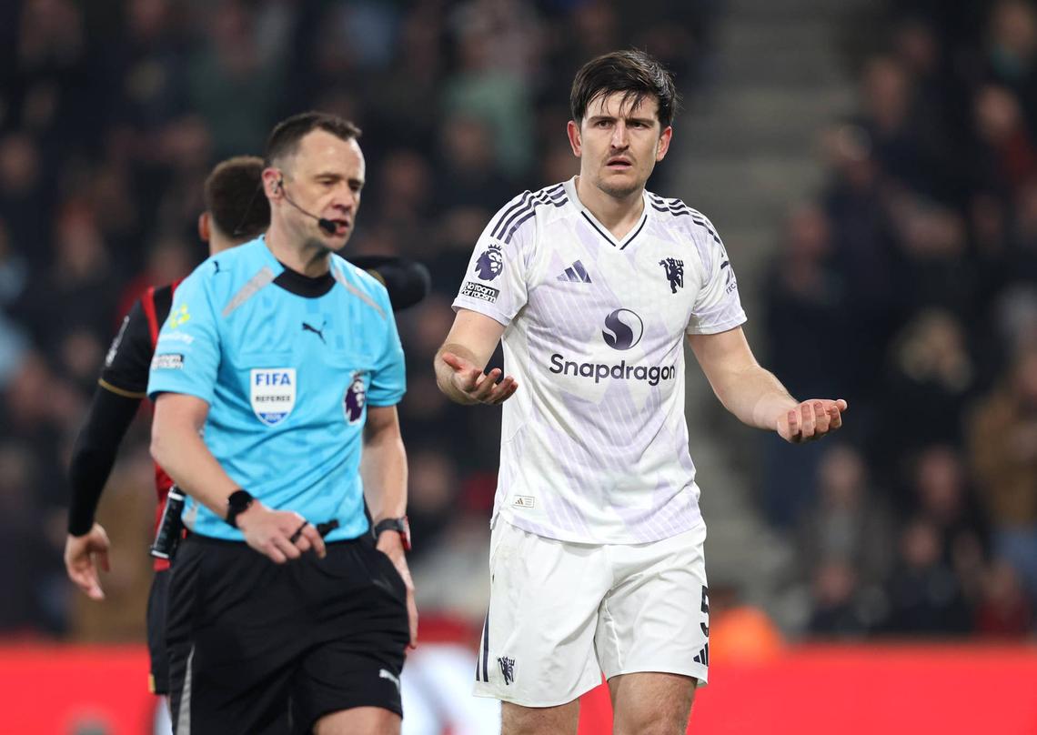  Manchester United's Harry Maguire appeals to referee Stuart Attwell after receiving a red card during the Premier League match between Bournemouth and Manchester United at Vitality Stadium on March 20, 2026 in Bournemouth, United Kingdom. (Photo by Rob Newell - CameraSport via Getty Images) Photo by Rob Newell - CameraSport via Getty Images