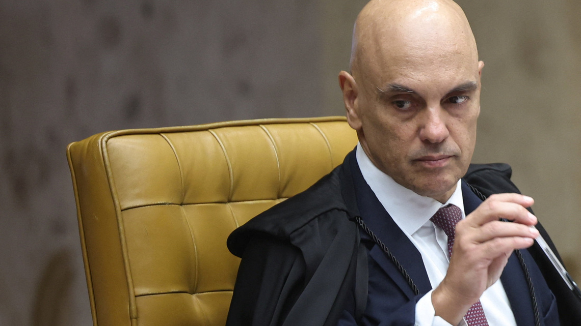 Brazil Supreme Court postpones decision on opening probe of Justice Moraes