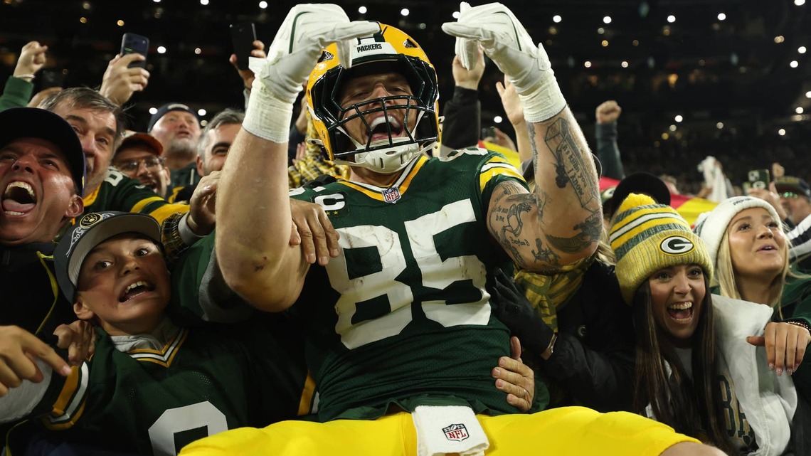 Jordan Love Leads the Packers Past the Panthers on Thursday Night 