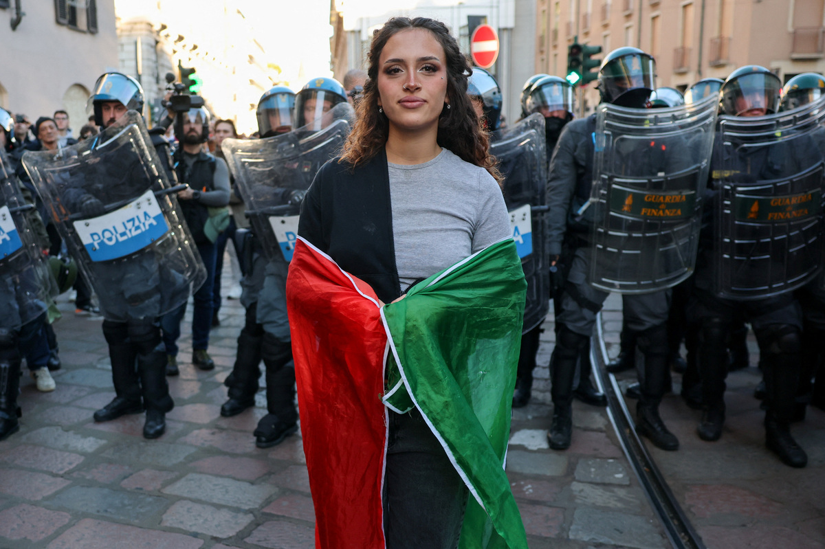 Protests sweep Italian cities amid heavy security presence, some ...