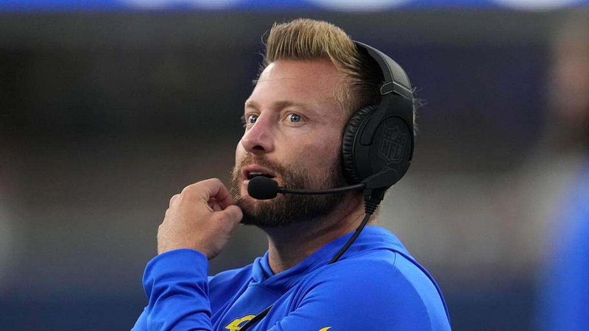  Aug 12, 2023; Inglewood, California, USA; Los Angeles Rams coach Sean McVay reacts in the first half against the Los Angeles Chargers at SoFi Stadium. Mandatory Credit: Kirby Lee-Imagn Images | Kirby Lee-Imagn Images 