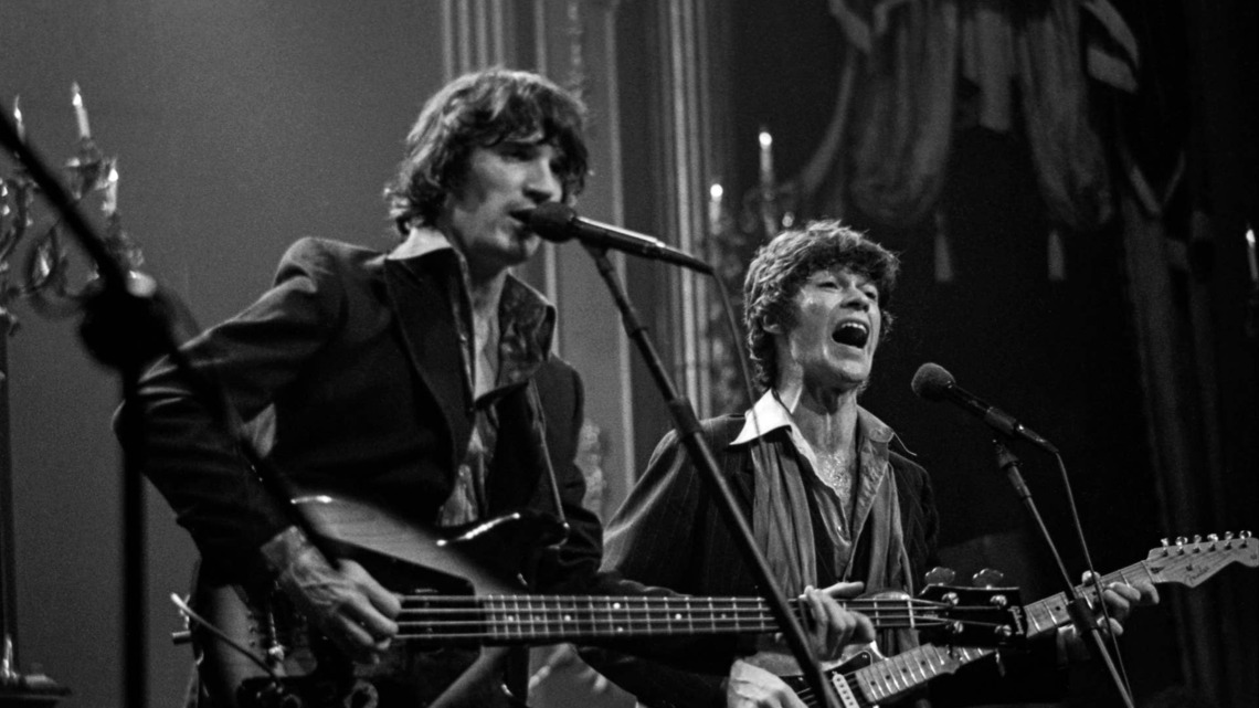 1975 Rock Ballad, 'One of Pop Music's Saddest Songs,' Was Inspired by a Heartbreak That Wouldn't Heal 