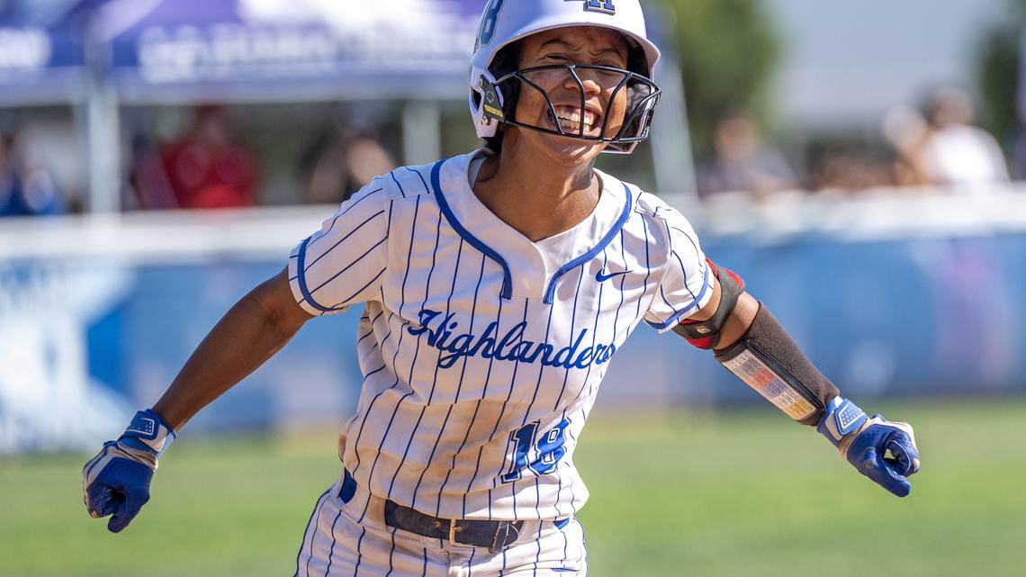 La Habra softball outslugs Orange Lutheran to win battle in quarterfinals 