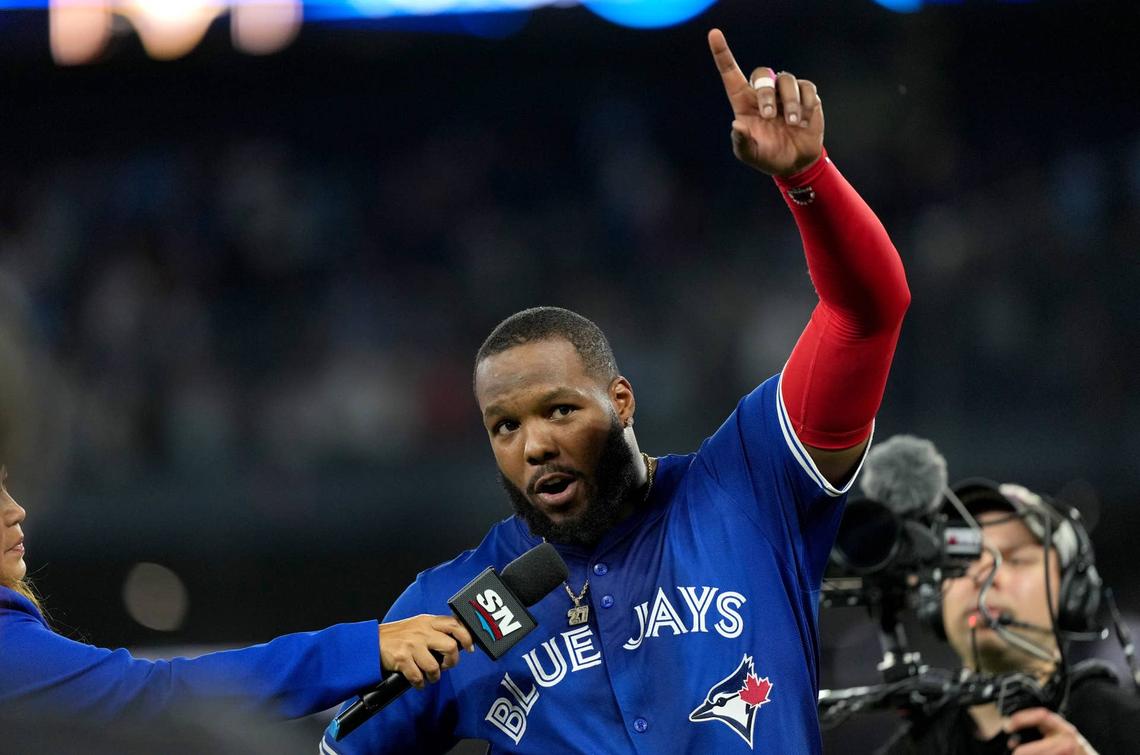  Toronto Blue Jays first baseman Vladimir Guerrero Jr. (27) © Nick Turchiaro-Imagn Images