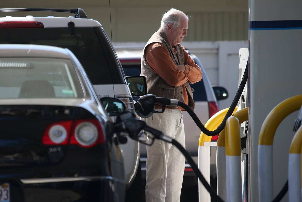  A lawsuit alleges that a surge in gas prices may have been worsened by the use of AI. 
