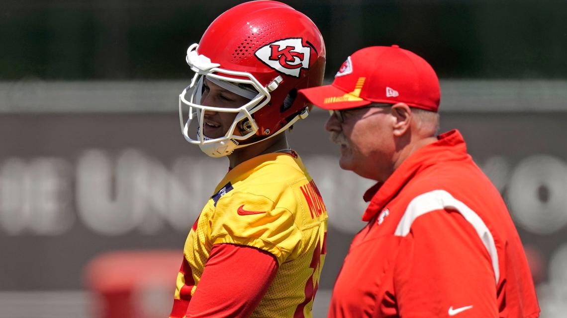 What national pundits are saying about the Chiefs and AFC West as full NFL camps open
