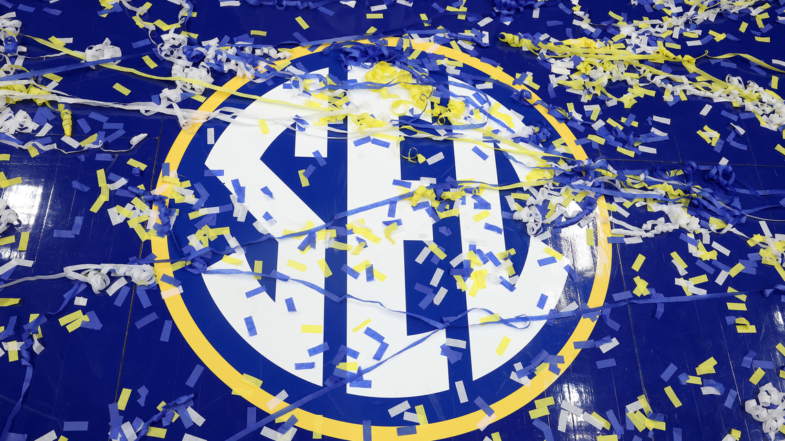 Big Ten, SEC conferences endorse Senate college sports bill 