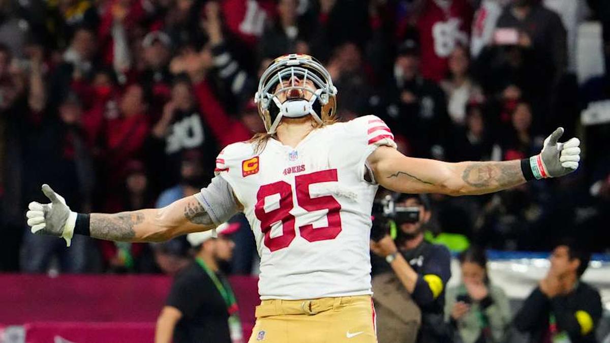  Nov 21, 2022; Mexico City, MEX; San Francisco 49ers tight end George Kittle (85) celebrates his touchdown reception against the Arizona Cardinals during the fourth quarter at Estadio Azteca. Mandatory Credit: Rob Schumacher-Imagn Images | Rob Schumacher-Imagn Images 