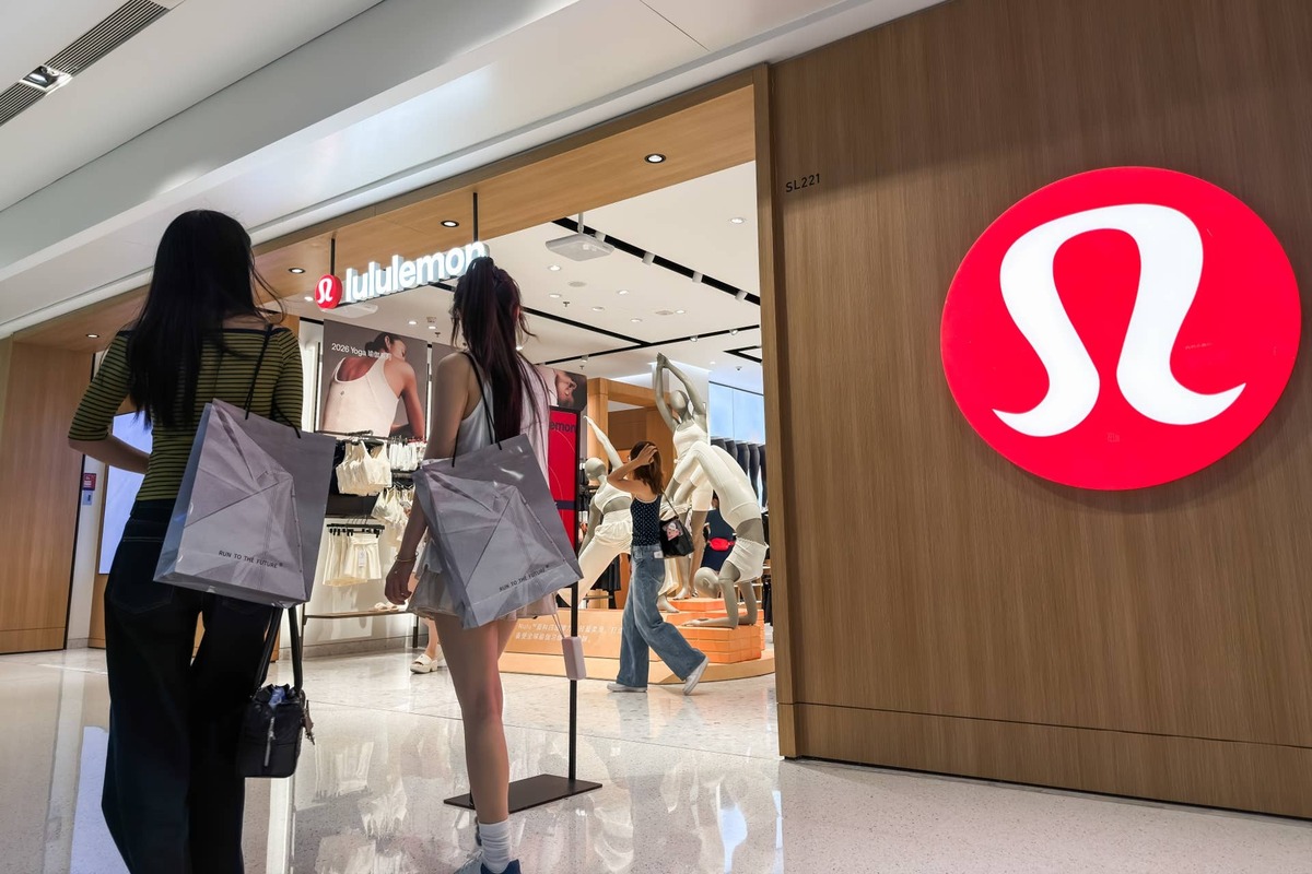  Michael Burry spots a rare setup in Lululemon stock 